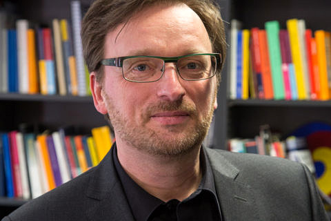 Zum Artikel "WDR 5: Prof. Dr. Benjamin Jörissen zum Leben in der Post-Digitalisierung"